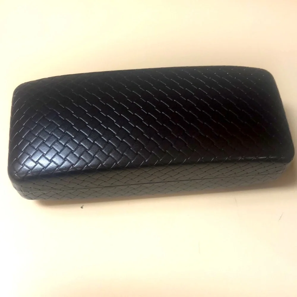 𝅺COLE Haan hard sunglass case with cloth. Brand new